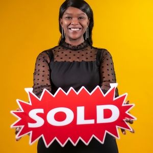 Meet your Posher, Jessica Lee